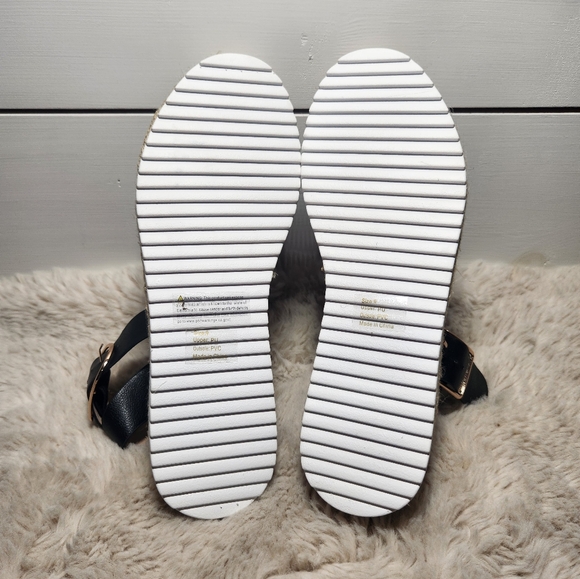 Olivia Miller Women's Almond Beach Espadrille Sandals Color: Black Size: 9 - Picture 6 of 6